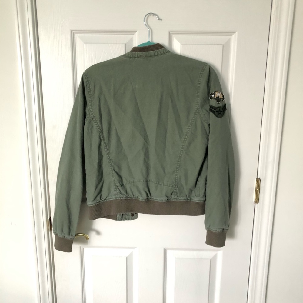 Army green jacket - Picture 3 of 3